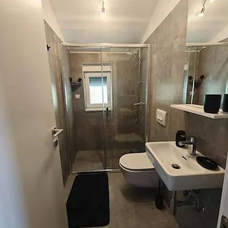 Aduros Bayview